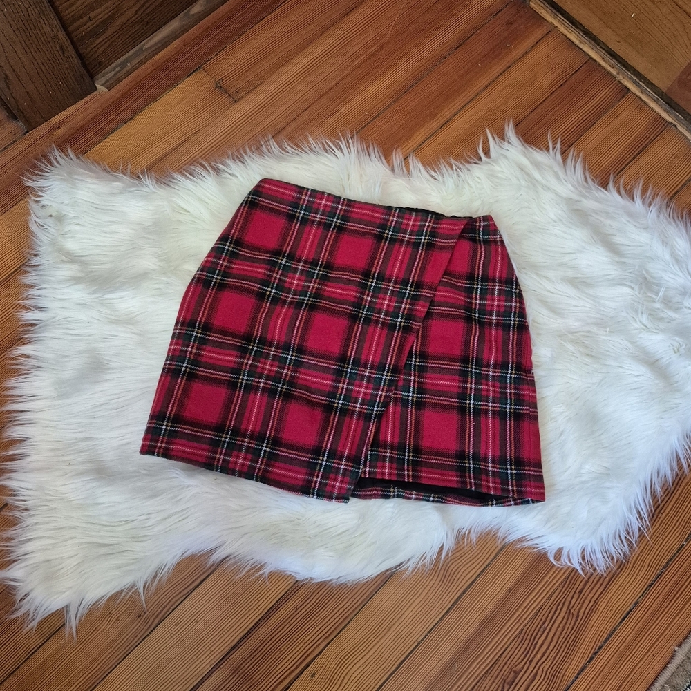Hollister plaid skirt